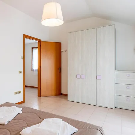 3 Bedroom In Albarella Ro Сasa de vacaciones *