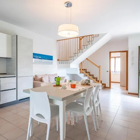Belle Maison De 3 à Albarella Hébergement de vacances *